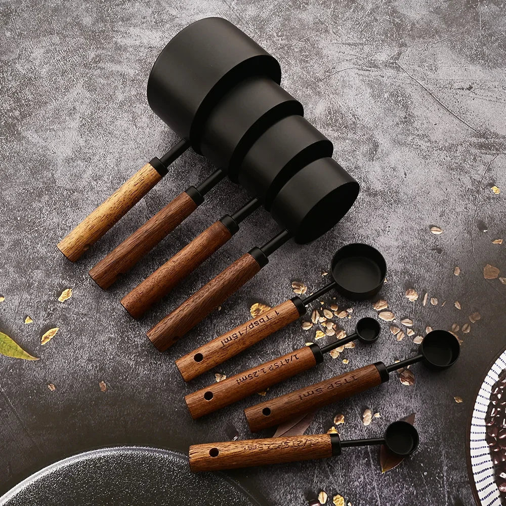 Timberware Measuring Cup Set