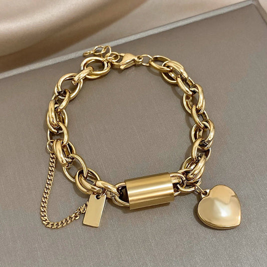 Livia Twisted Chain Heart Bracelet